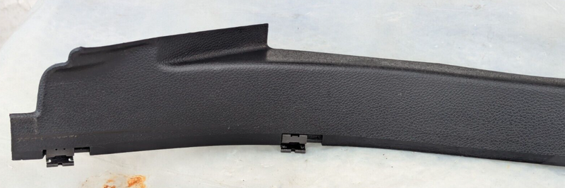 MERCEDES-BENZ C-CLASS W204 07-11 REAR LEFT N/S ENTRANCE STRIP COVER A2046903725
