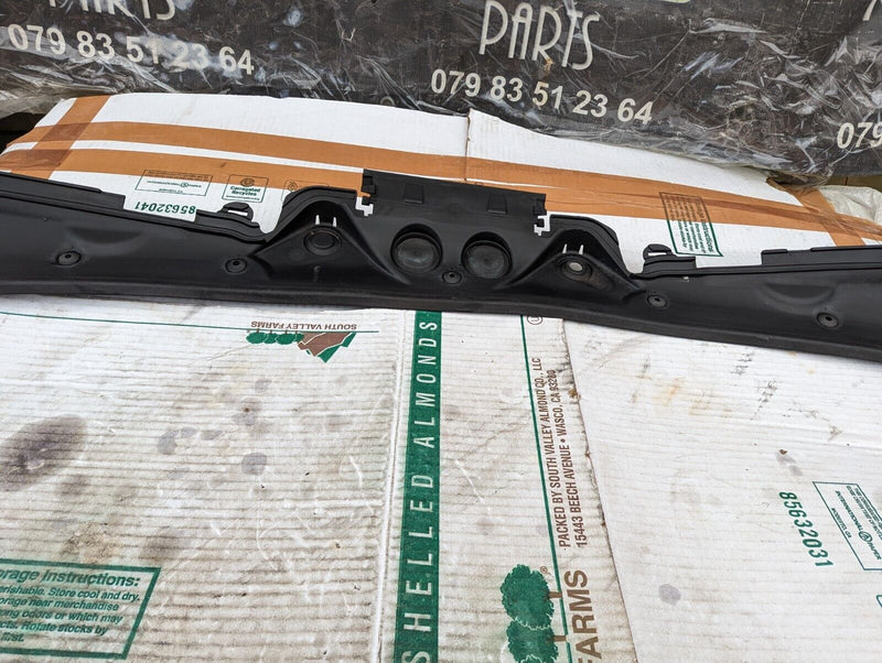 BMW 3 SERIES F30 2011-2019 WINDSCREEN SCUTTLE PANEL WIPERS COVER TRIM 7258178
