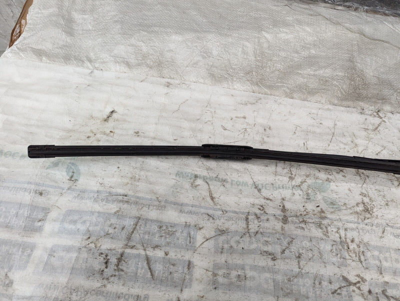 BMW X1 E84 09-15 WINDSHIELD WIPER ARM DRIVER SIDE 2990146