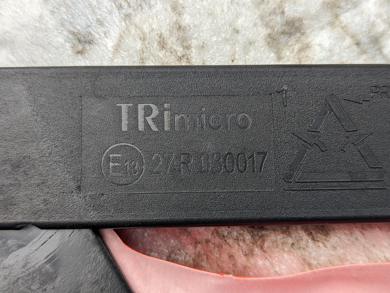 AUDI VW SEAT SKODA  EMERGENCY WARNING HAZARD TRIANGLE 7L0860251 GENUINE