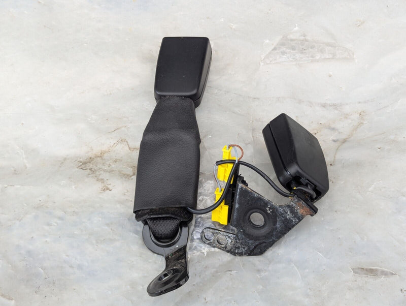 MERCEDES-BENZ C-CLASS W204 07-11 CENTER REAR SEAT TWIN BELT BUCKLE A2048602669