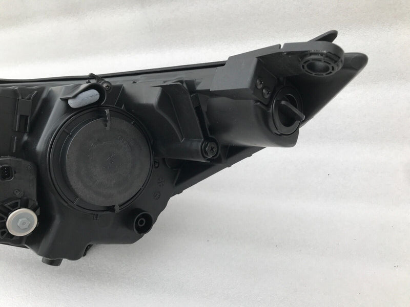 HYUNDAI ix35 SE FACELIFT 2013-16 HEADLIGHT XENON RIGHT DRIVER SIDE 92102-2SXXX