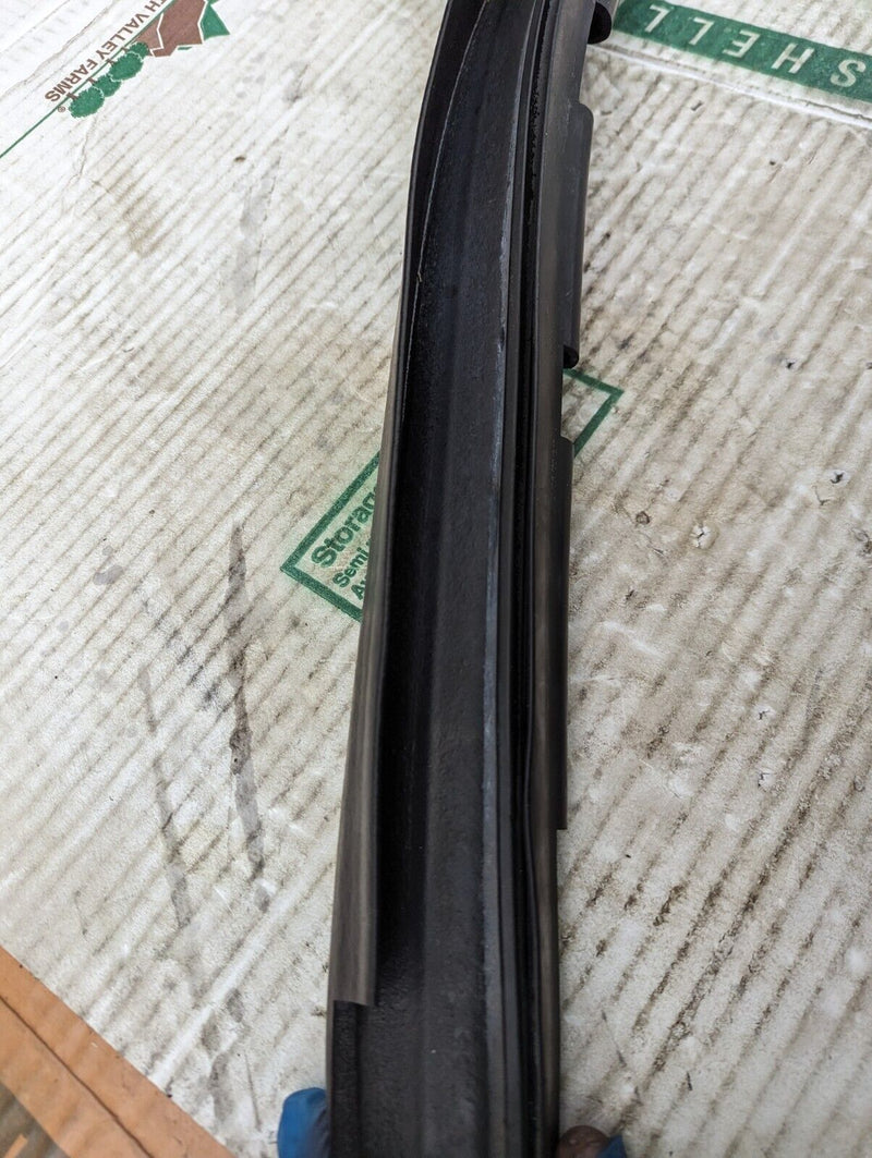 BMW 3 SERIES F30 2011-2019 REAR ENGINE HOOD BONNET RUBBER SEAL 7239146 GENUINE