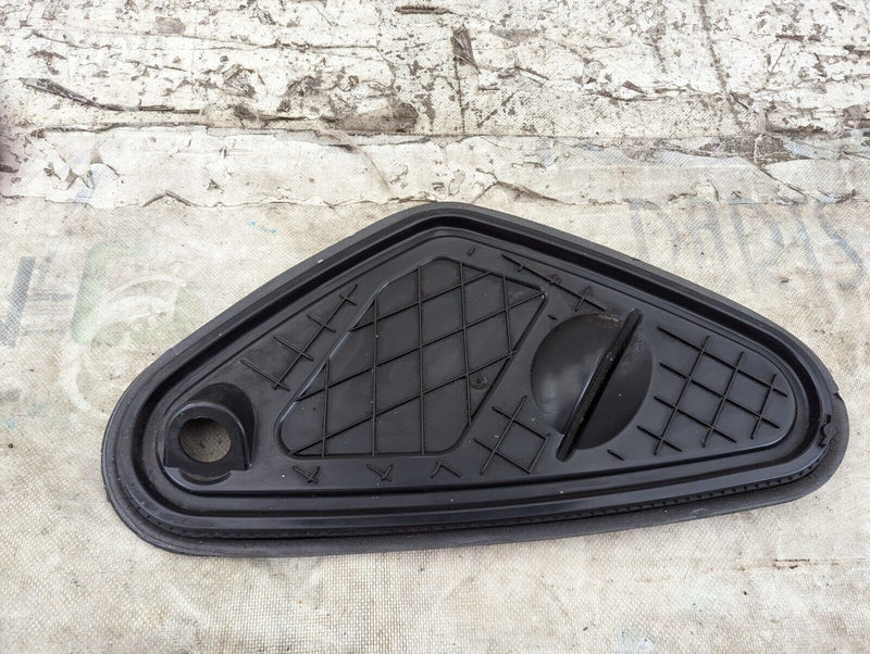 SKODA KAROQ NU7 17-21 REAR RIGHT O/S DOOR INNER PANEL COVER 575839916 GENUINE