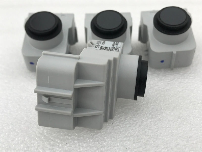 HYUNDAI TUCSON / ix35 MK3 4x REAR BUMPER REVERSE PARKING SENSOR PDC 95720-2S101