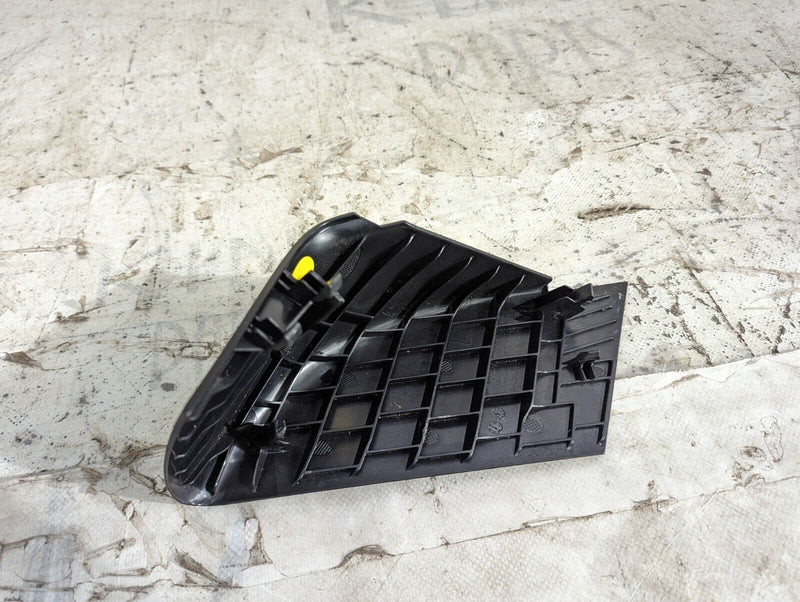 AUDI E-TRON 2018-ON LEFT N/S SEAT BELT GUIDE TRIM COVER 4KE868529 GENUINE