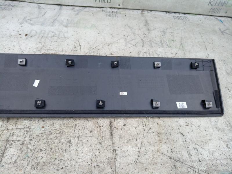 KIA NIRO MK2 SG2 2021 RIGHT SIDE FRONT DOOR TRIM MOULDING PANEL 87723-AT100 M329