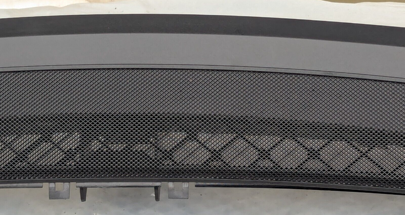 MERCEDES-BENZ C-CLASS W204 07-11 REAR THIRD BRAKE LIGHT COVER TRIM A2046830130