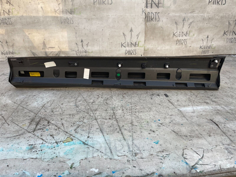 AUDI Q3 S-LINE 2018-23 RIGHT SIDE FRONT DOOR TRIM MOULDING PANEL 81A853960