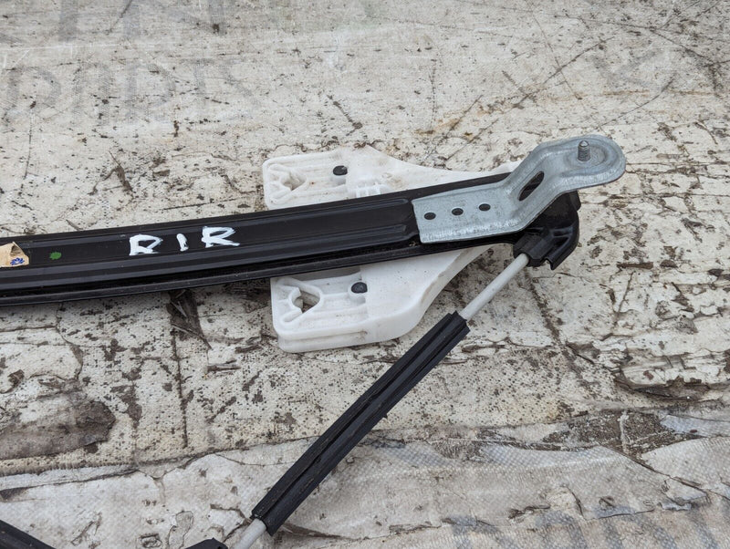 SKODA KAROQ NU7 17-2021 REAR RIGHT O/S WINDOW REGULATOR MECHANISM 575839462A