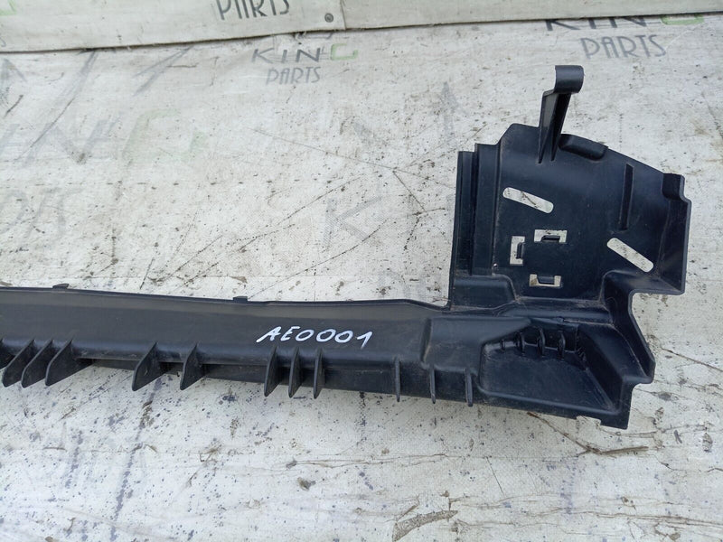 MERCEDES A W176 2012-2017 FRONT BUMPER CENTRE BRACKET SUPPORT CARRIER