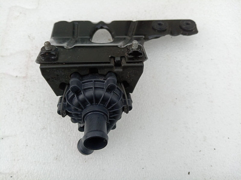 AUDI E-TRON 2018- CIRCULATION COOLING WATER PUMP 4KE121601 GENUINE