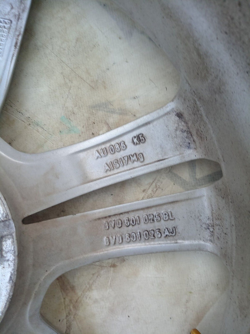 AUDI A3 S3 8V GENUINE ALLOY WHEEL RIM 18" 7.5Jx18H2 ET51 8V0601025BL