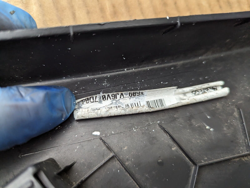 VW GOLF R GTI MK7 2012-2020 REAR RIGHT O/S  C PILLAR TRIM COVER 5G4867288D