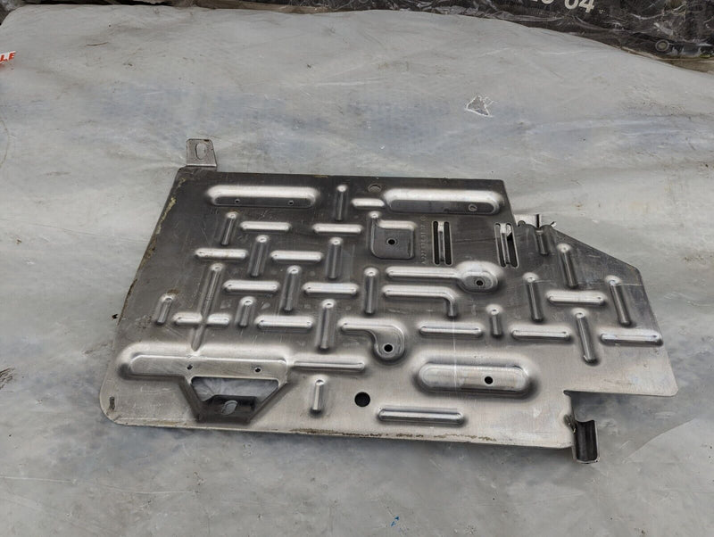 MERCEDES S-CLASS W221 AIR SUSPENSION CONTROL UNIT SUPPORT BRACKET A2216840137