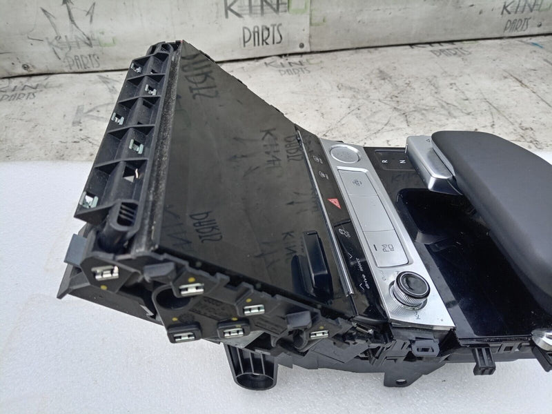 AUDI E-TRON CENTRE PANEL HEATER CONTROL SCREEN, GEARBOX SWITCH, START STOP