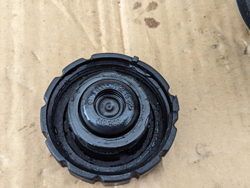 MERCEDES S-CLASS W221 06-13 COOLANT EXPENSION RESERVOIR TANK A2215000349 GENUINE