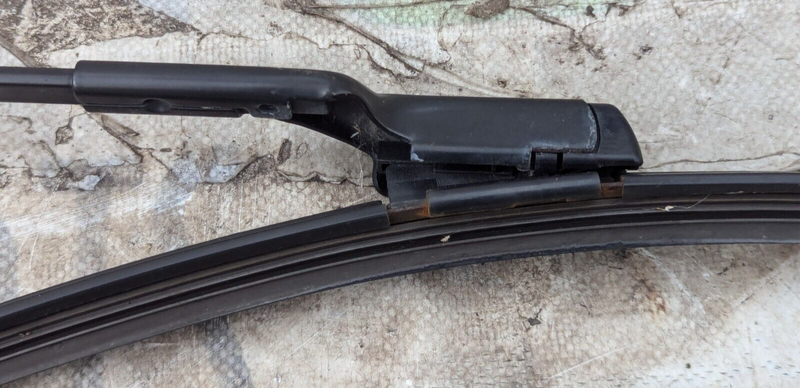 FIAT ABARTH 500 2008-2015 FRONT RIGHT O/S WINDSCREEN WIPER ARM 312 GDX GENUINE