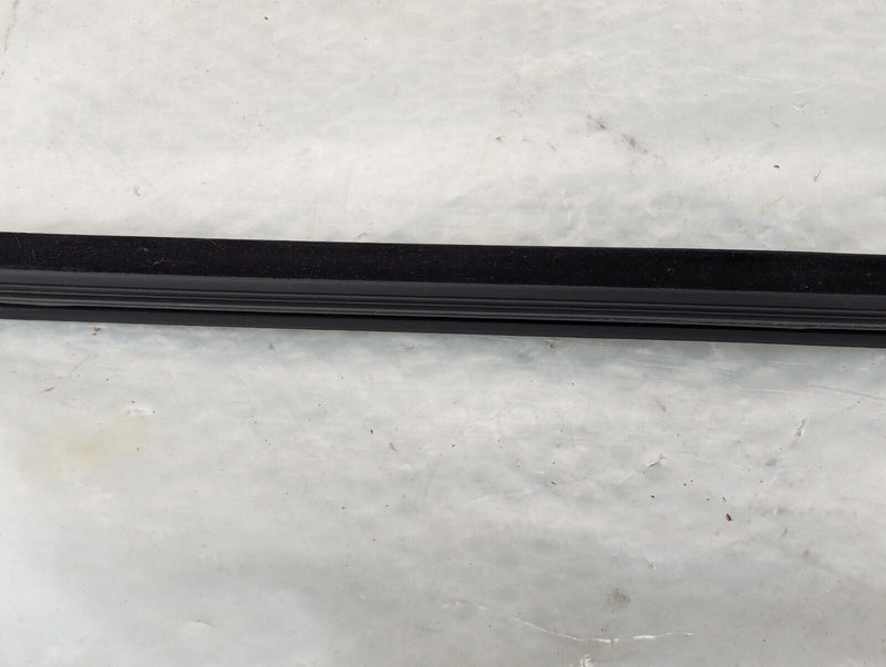 RANGE ROVER EVOQUE L538 2011-2015 FRONT RIGHT O/S DOOR RUBBER SEAL GENUINE