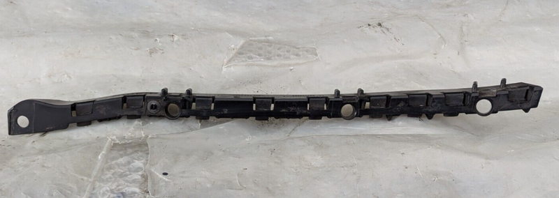 MERCEDES C-CLASS W204 07-11 REAR LEFT N/S BUMPER MOUNT BRACKET A2048800330