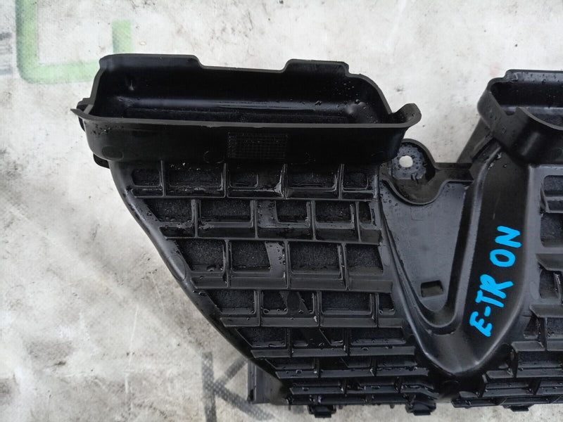AUDI E-TRON 2018-ON AIR GUIDE 4KR819389 GENUINE
