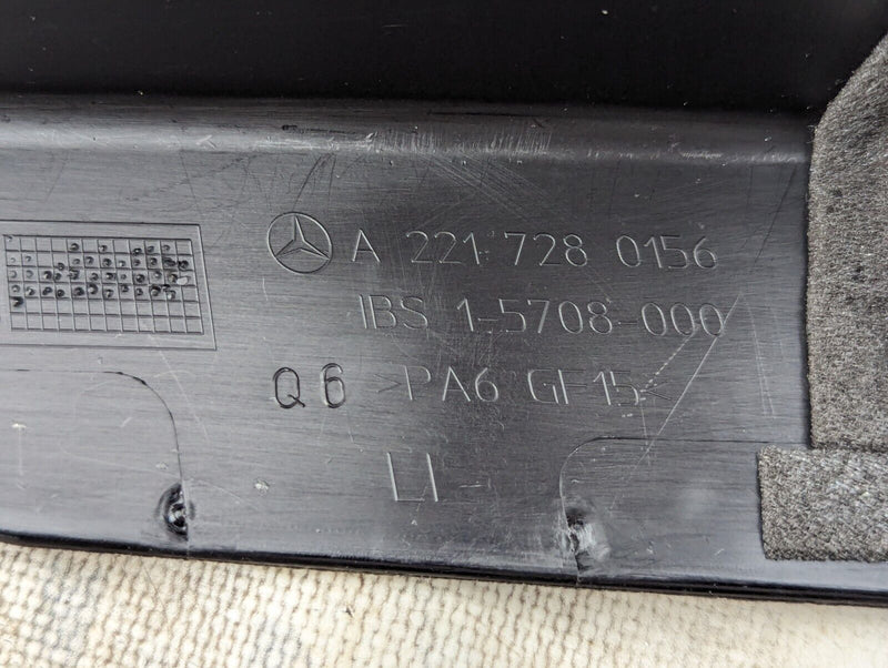 MERCEDES S-CLASS W221 06-13 FRONT LEFT N/S DOOR LOCK SURROUND TRIM A2217280156