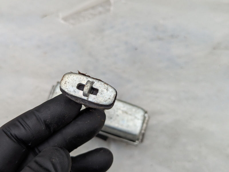 RANGE ROVER EVOQUE L538 11-15 FRONT DOOR CHECK STRAP STOPPER LIMITER 5H22-23552