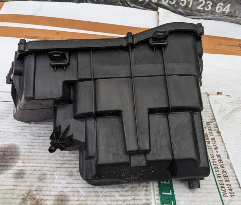 BMW 3 SERIES F30 2011-2019 FUSE BOX ECU HOUSING BOX 8509913 GENUINE