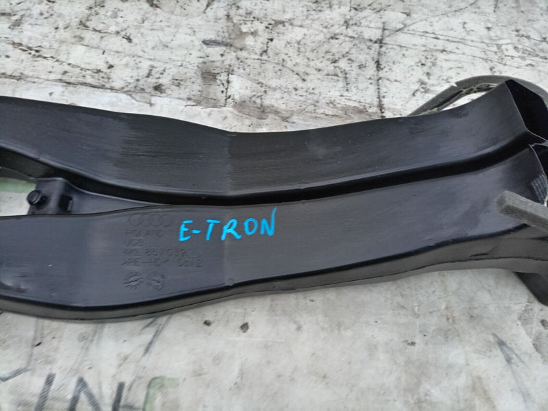 AUDI E-TRON 2018-ON CENTER AIR GUIDE CHANNEL TUNNEL 4KE857039 GENUINE