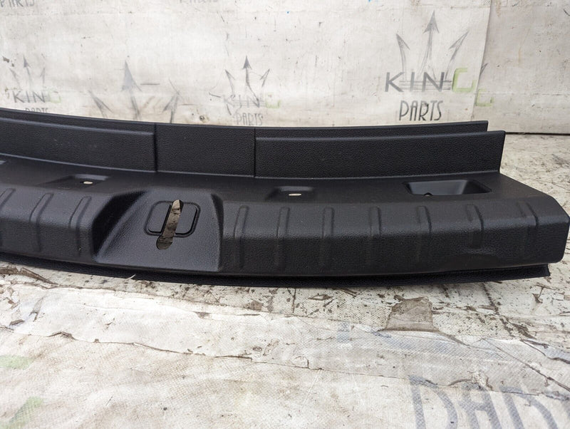 BMW 3 SERIES F30 2011-2019 BOOT LOADING SILL COVER 7221868 GENUINE