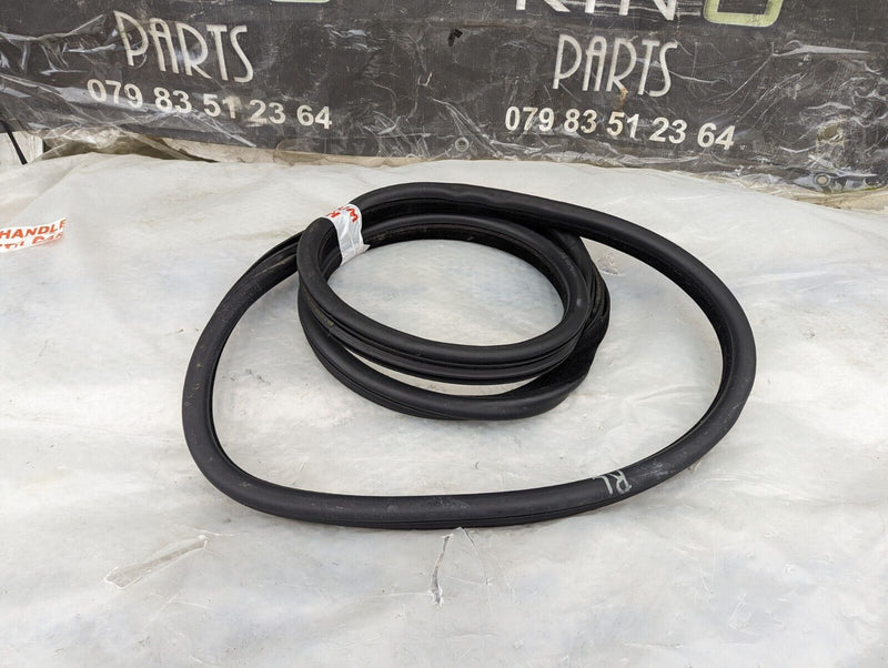 RANGE ROVER EVOQUE L538 2011-2015 REAR LEFT N/S DOOR SEAL RUBBER BJ32-253A10-A