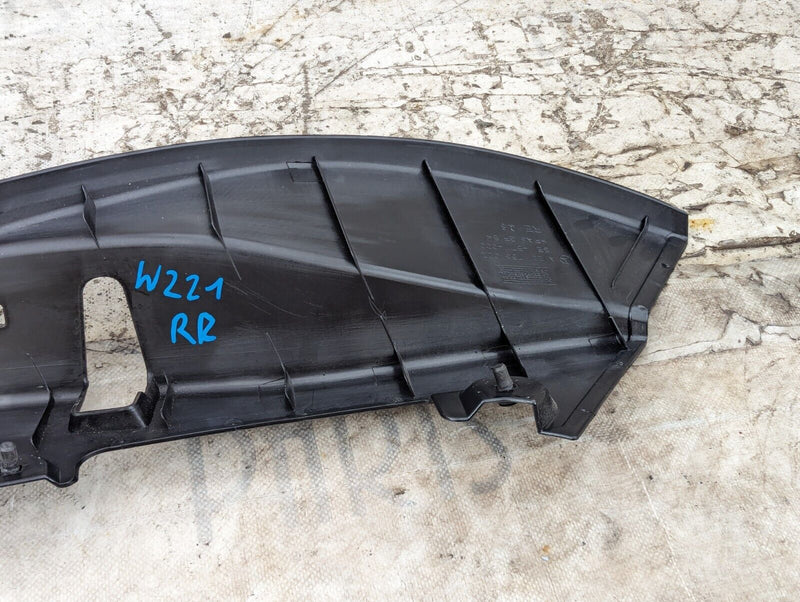 MERCEDES S-CLASS W221 06-13 REAR RIGHT O/S DOOR LOCK SURROUND TRIM A2217380221