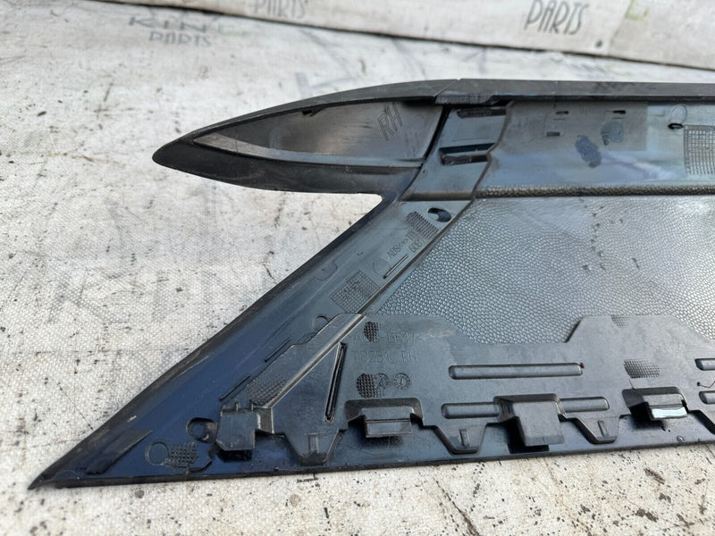 RANGE ROVER SPORT L494 14-18 RIGHT SIDE REAR EXTERIOR D-PILLAR TRIM COVER