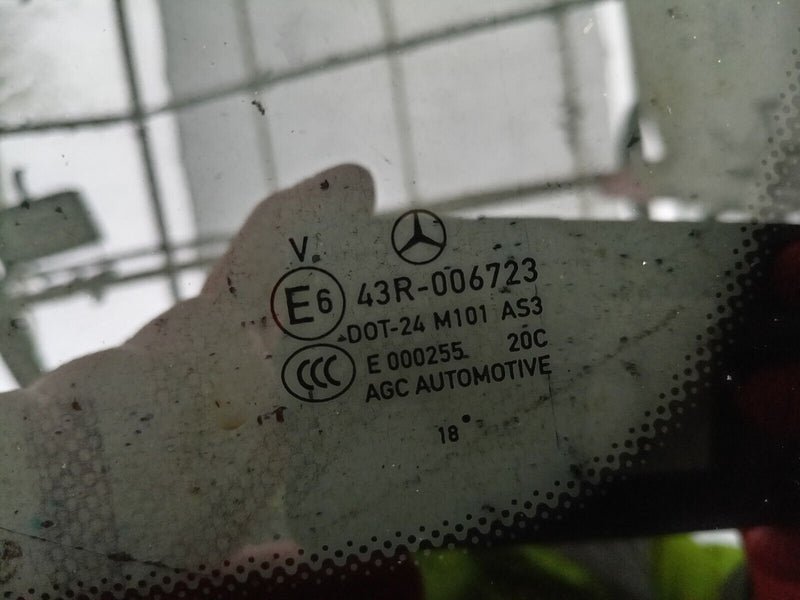 MERCEDES GLC SUV X253 2015-2021 RIGHT SIDE REAR DOOR QUARTER WINDOW GLASS