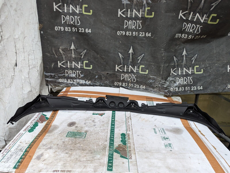 BMW 3 SERIES F30 2011-2019 WINDSCREEN SCUTTLE PANEL WIPERS COVER TRIM 7258178