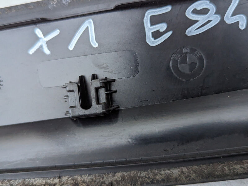 BMW X1 E84 09-15 DOOR SILL COVER TRIM RIGHT DRIVER SIDE GENUINE 2990844