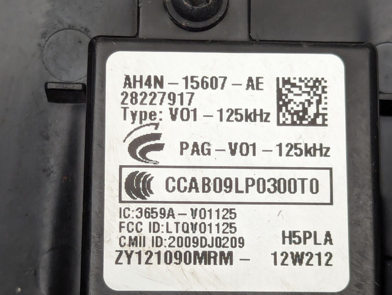 RANGE ROVER EVOQUE L538 11-15 LOWER STEERING COLUMN TRIM W/ KEYLESS ENTRY MODULE