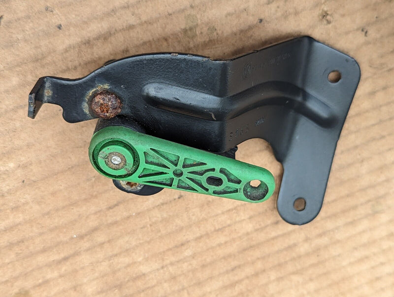 VW GOLF MK7 2012-2020 REAR LEFT HEADLIGHT LEVELING SENSOR 5Q0512521G GENUINE