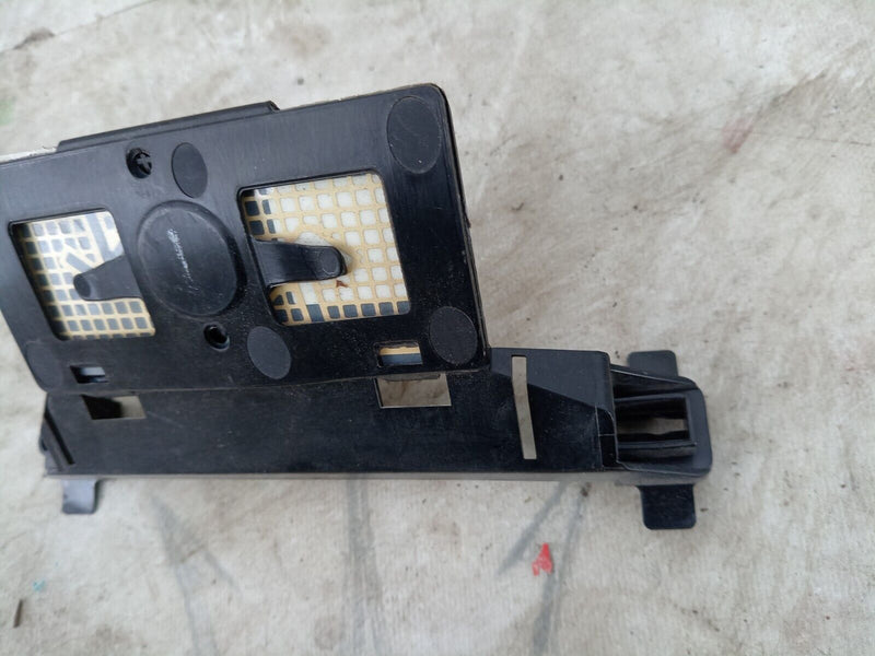 AUDI E-TRON 2018-ON MOBILE PHONE ANTENNA MOUNT BRACKET 4KE035205 GENUINE