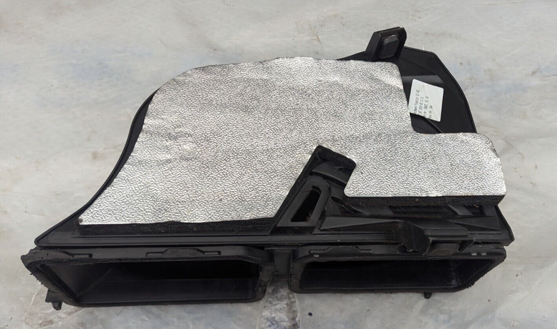 MERCEDES-BENZ C-CLASS W204 07-11 CABIN AIR FILTER HOUSING BOX A2048303403