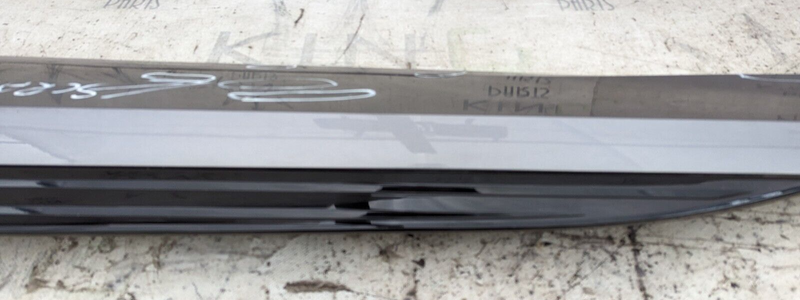 AUDI E-TRON 2018-ON FRONT DOOR LEFT N/S MOLDING TRIM 4KE853059A GENUINE