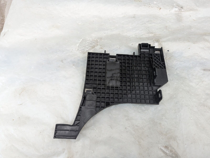 RANGE ROVER EVOQUE L538 11-15 FRONT RIGHT O/S HEADLIGHT MOUNT BRACKET 00122221