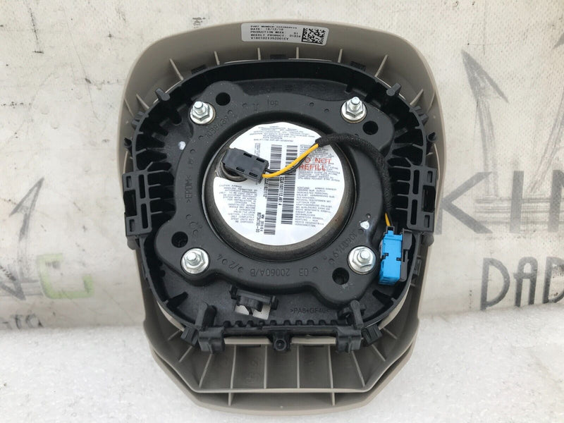 BMW i3 2013-ON RIGHT DRIVER SIDE STEERING WHEEL **NEW AIRBAG CREAM