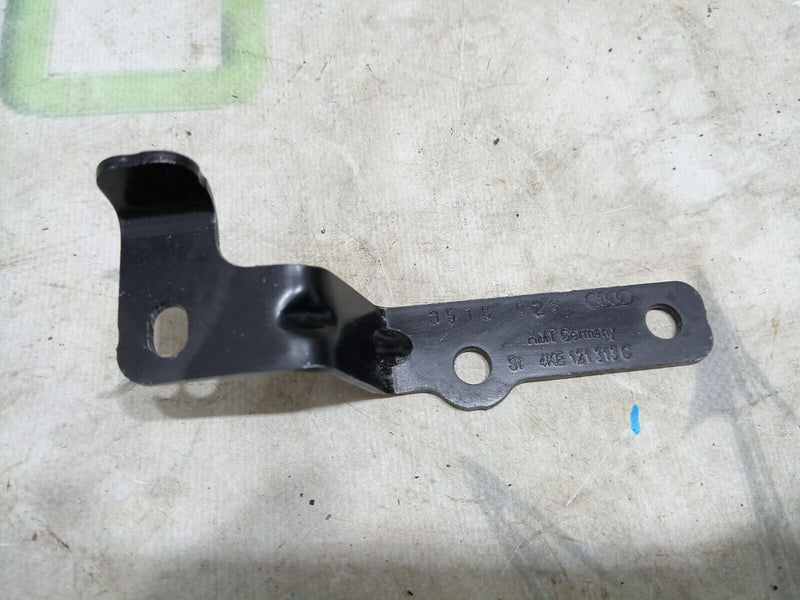 AUDI E-TRON 2018-ON COOLANT MOUNT BRACKET 4KE121313C GENUINE