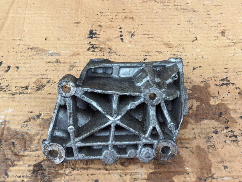 RANGE ROVER EVOQUE L538 2.2L DIESEL 11-15 ENGINE MOUNTING BRACKET 9656597780