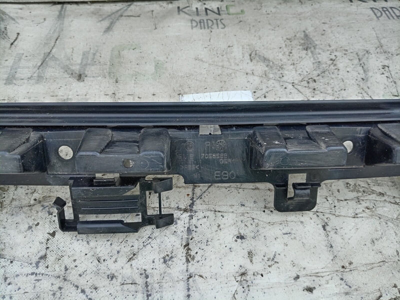 BMW 3 Series E90 2014-18 REAR BUMPER CENTRE BRACKET 7058522