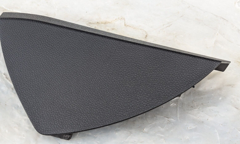 MERCEDES-BENZ C-CLASS W204 07-11 FRONT LEFT N/S DOOR CARD TRIM COVER A2047231108