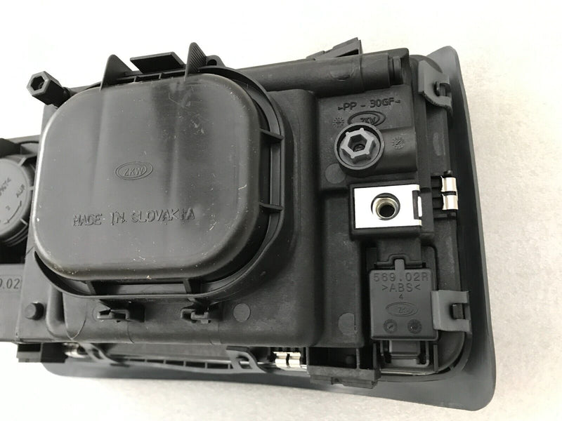 MAN TGM TGS TGL 2005-13 **RHT RIGHT SIDE HEADLIGHT HEAD LAMP GENUINE 81251016581