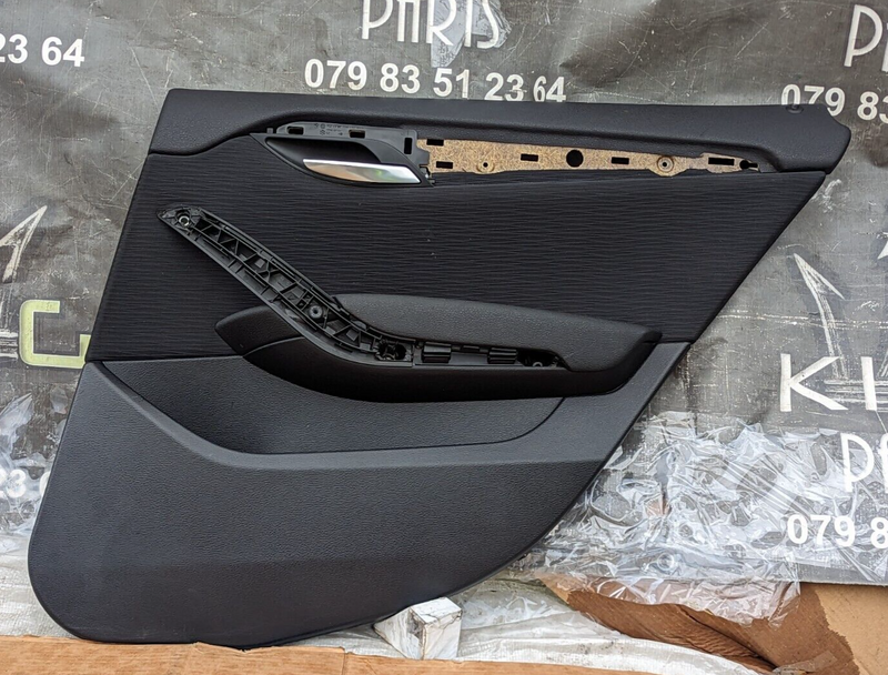 BMW X1 E84 09-15 REAR RIGHT O/S DOOR CARD GENUINE 2991536