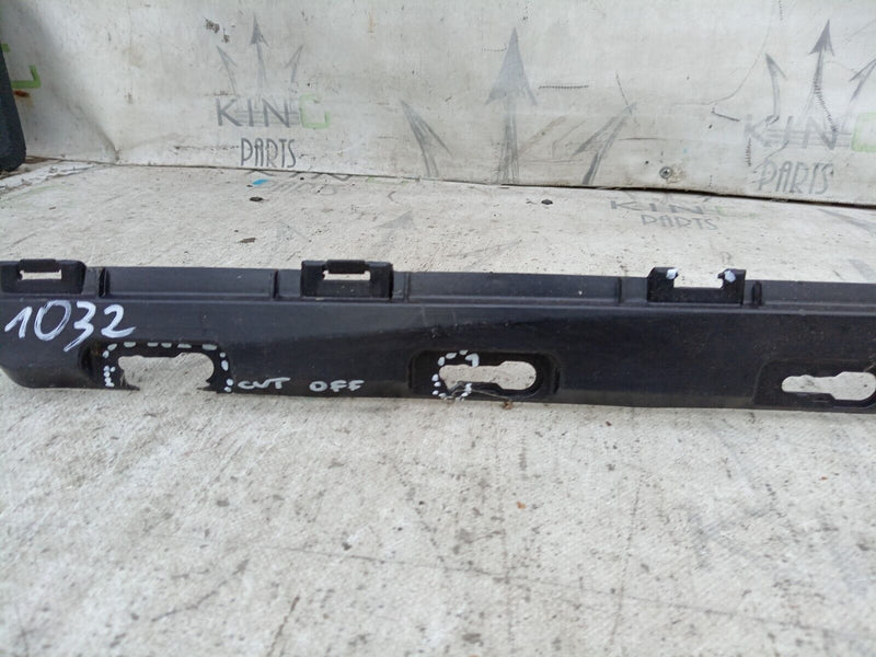 VW UP 2011-2016 RIGHT DRIVER SIDE SKIRT SILL MOUNT BRACKET 12E853494A